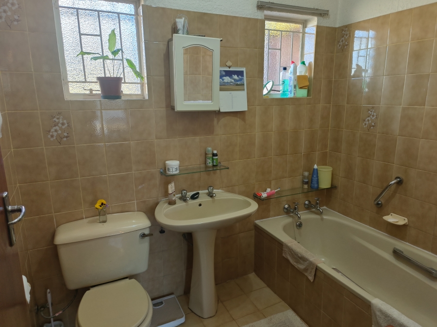 3 Bedroom Property for Sale in Miederpark North West